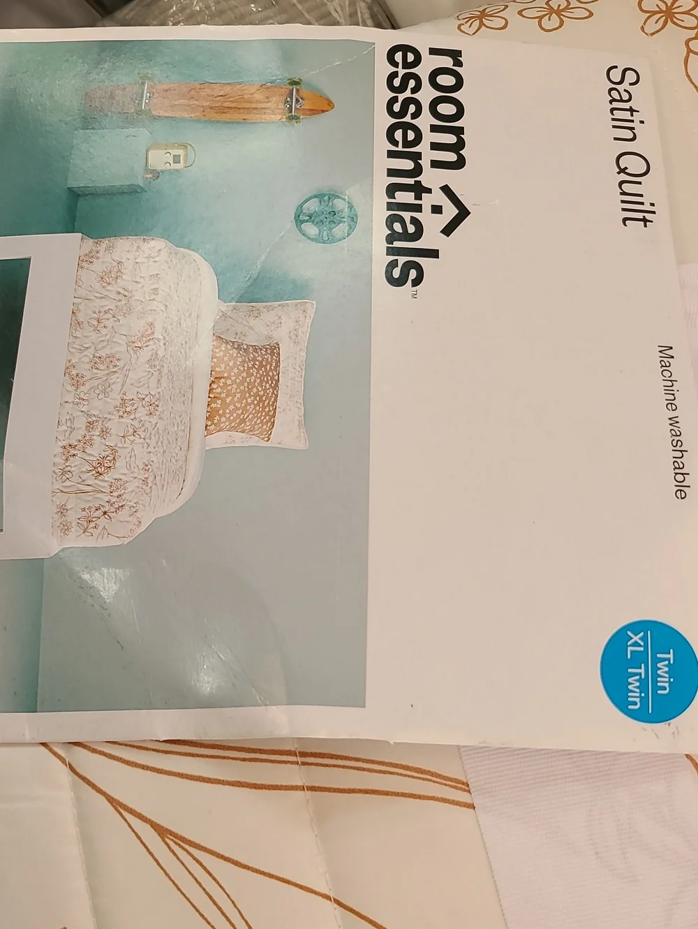 Twin/ XL Satin Quilt Room Essentials Mw Sateen Coverlet Floral Patter Copper